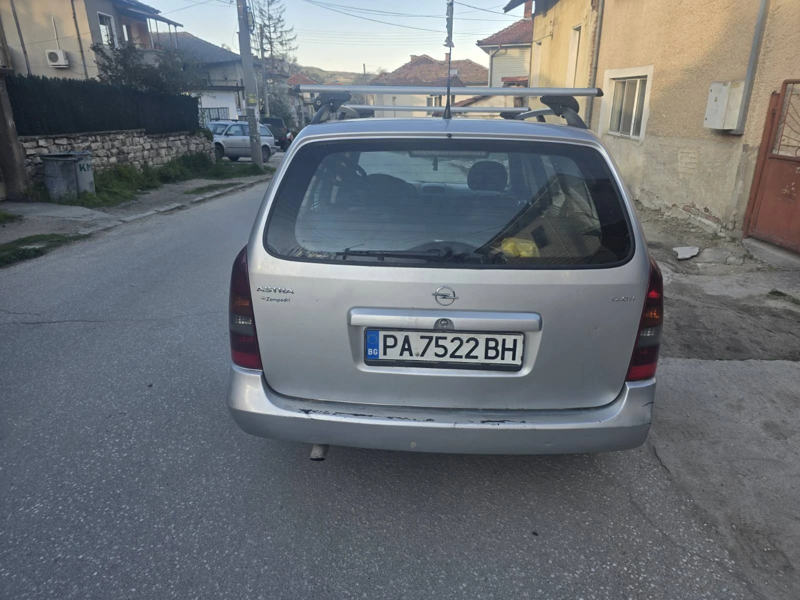 Opel Astra 1.7, снимка 4 - Автомобили и джипове - 54247065