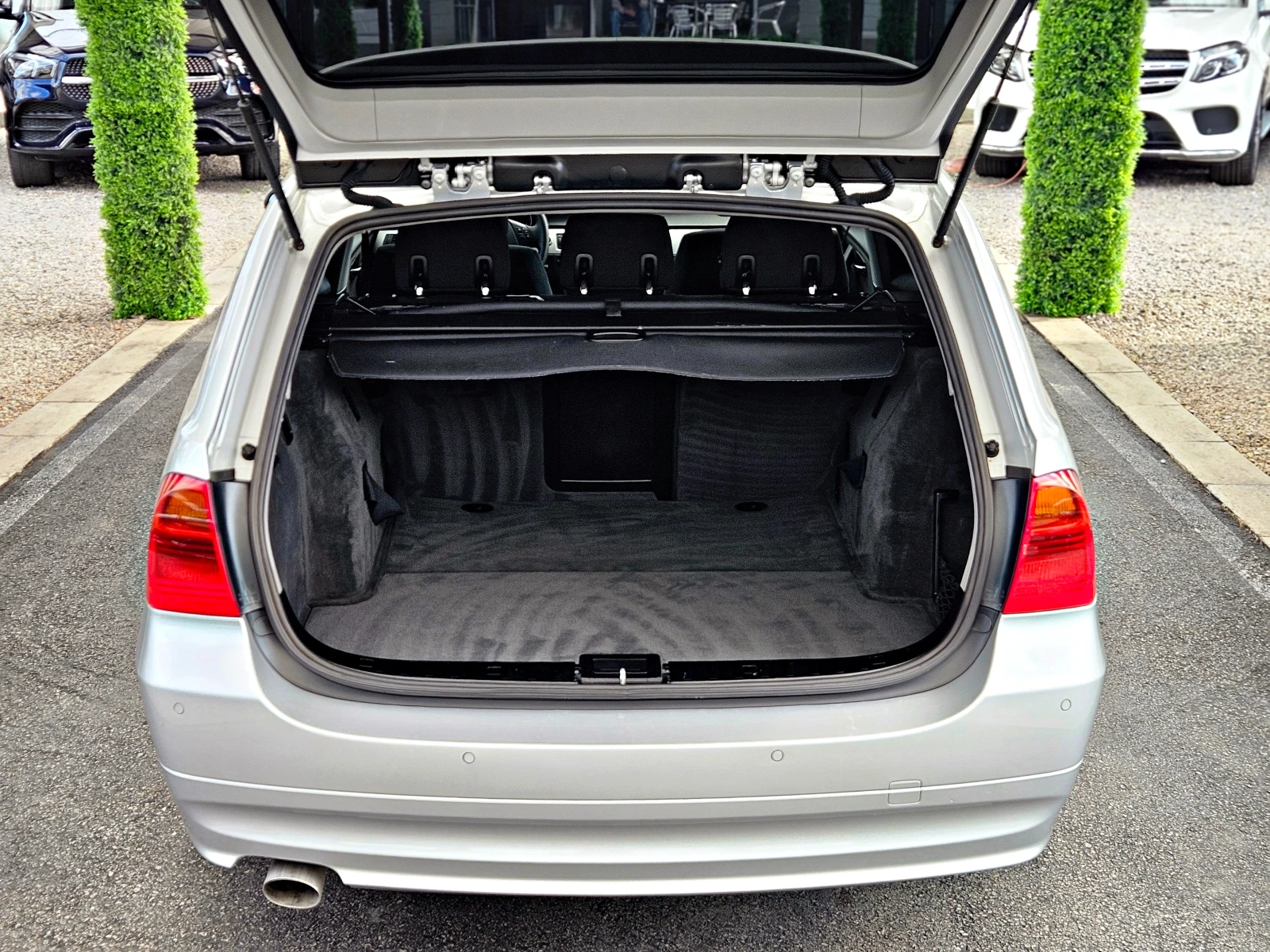 BMW 320 D/M/163KS/BiXENON/AVTOMAT/, снимка 8 - Автомобили и джипове - 54293851