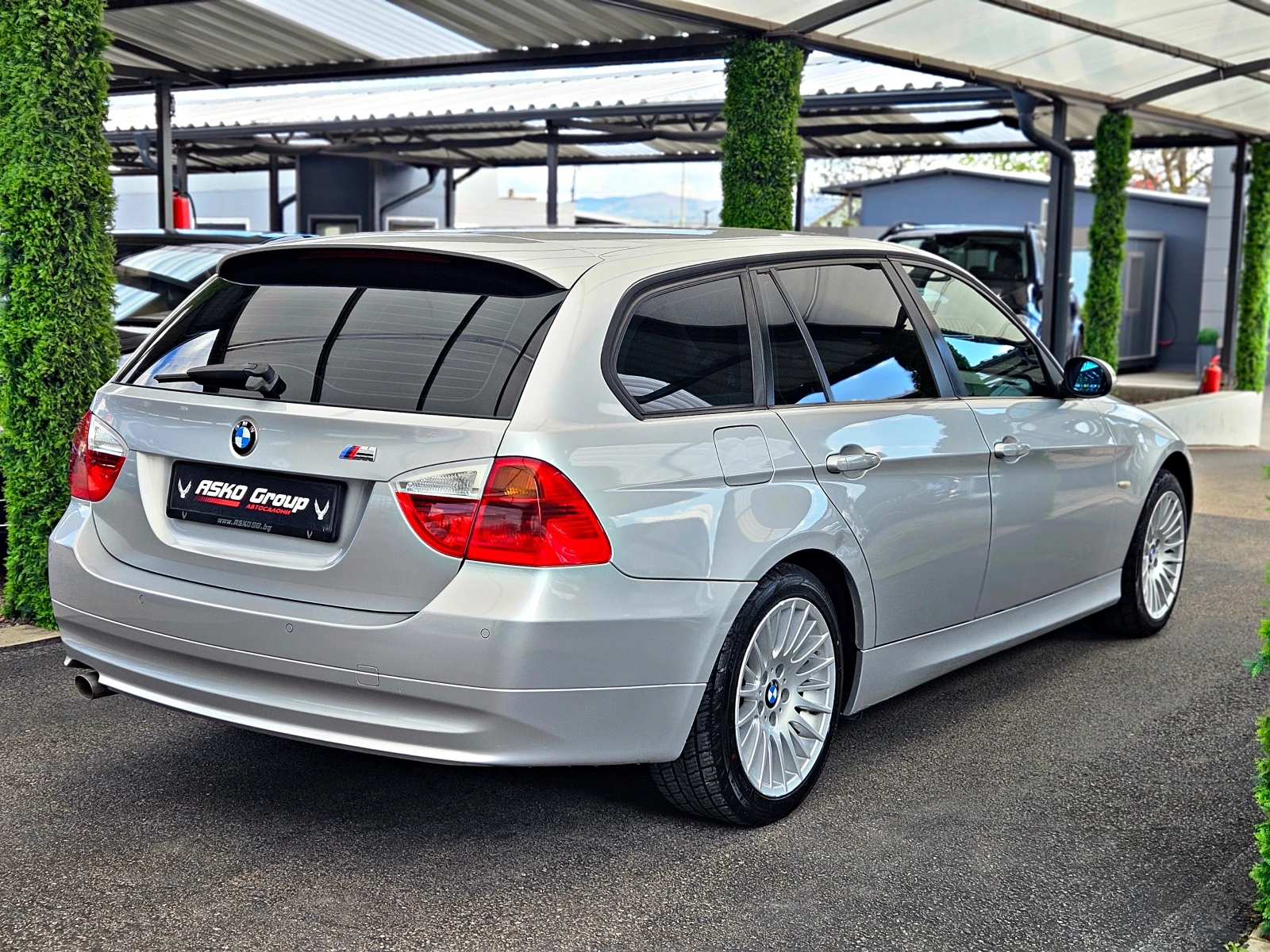 BMW 320 D/M/163KS/BiXENON/AVTOMAT/, снимка 5 - Автомобили и джипове - 54293851