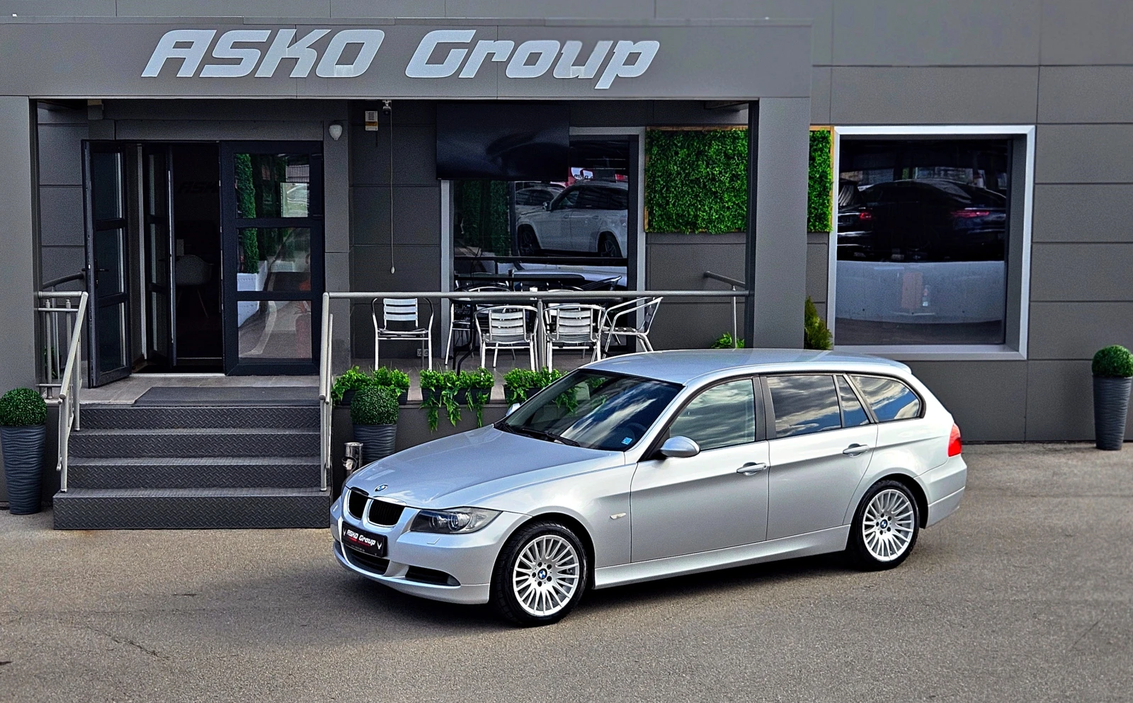BMW 320 D/M/163KS/BiXENON/AVTOMAT/, снимка 17 - Автомобили и джипове - 54293851