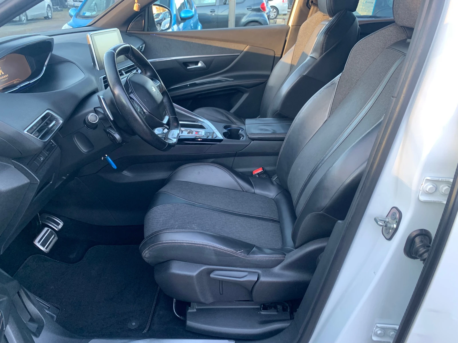 Peugeot 5008 1.6hdi GT-LINE, снимка 10 - Автомобили и джипове - 54295756