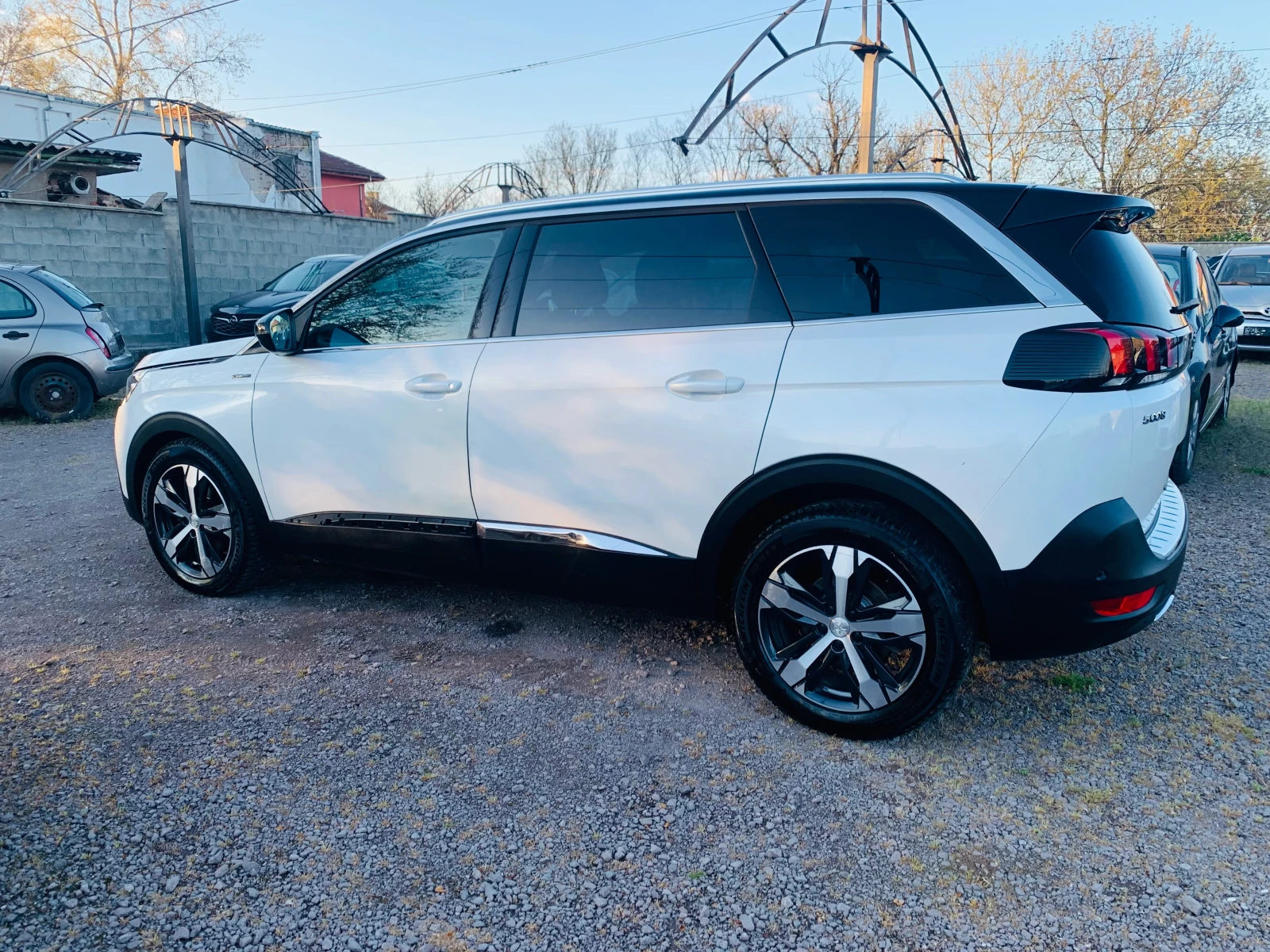 Peugeot 5008 1.6hdi GT-LINE, снимка 4 - Автомобили и джипове - 54295756