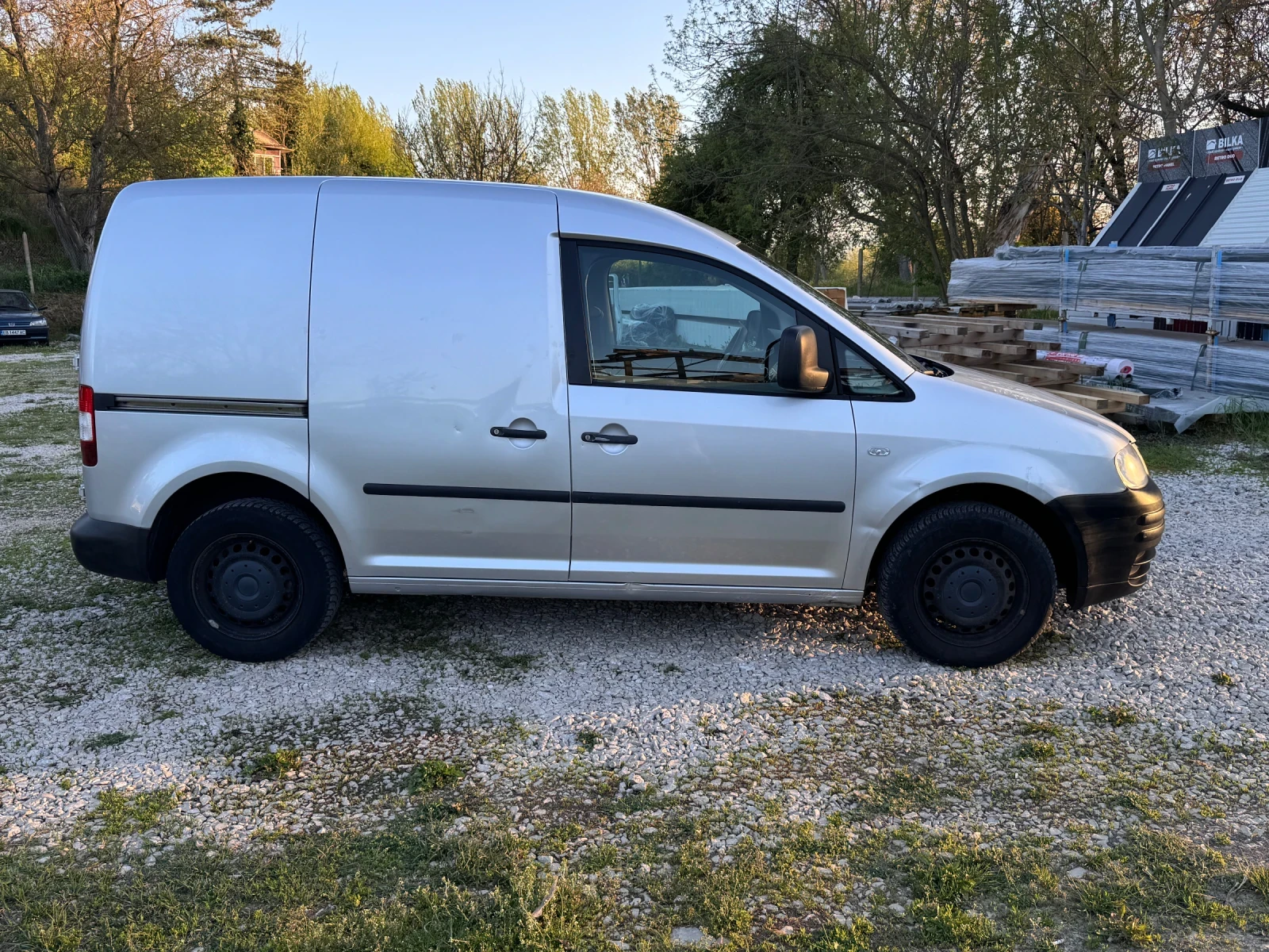 VW Caddy 1.9 TDI / 105 p.s. / KLIMA, снимка 4 - Автомобили и джипове - 54323731