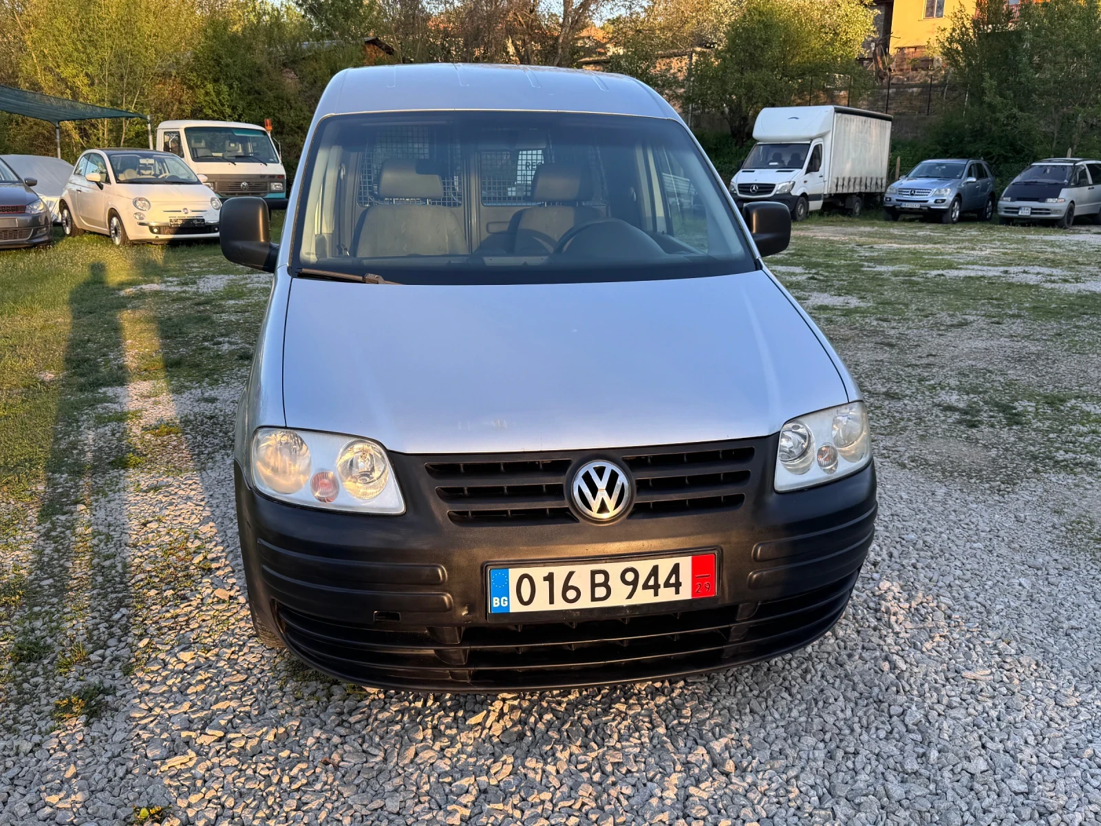 VW Caddy 1.9 TDI / 105 p.s. / KLIMA, снимка 2 - Автомобили и джипове - 54323731