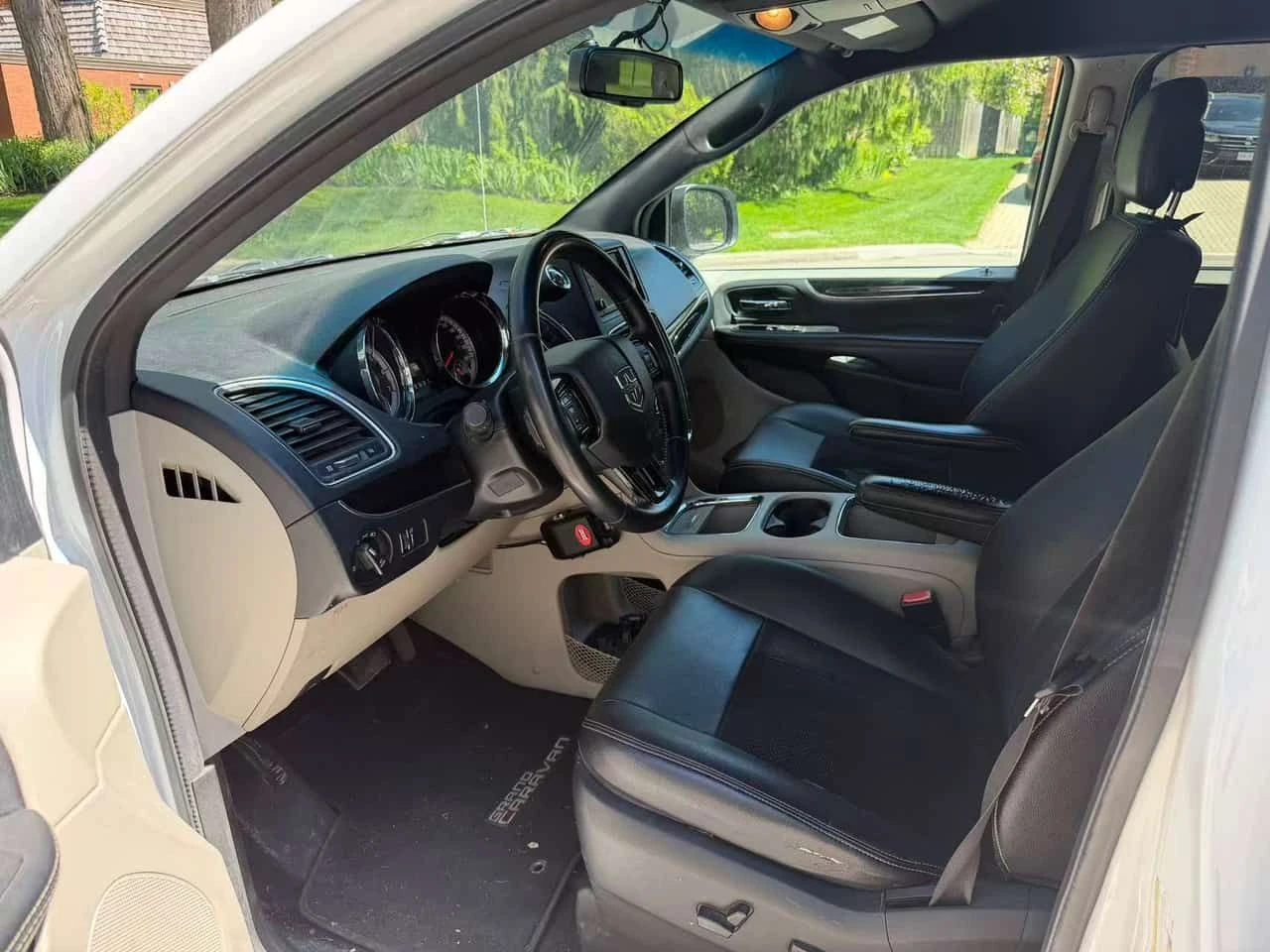Dodge Caravan SXT Premium Plus| ��� �����| CARFAX| ���������� | Mobile.bg � ����������� 9