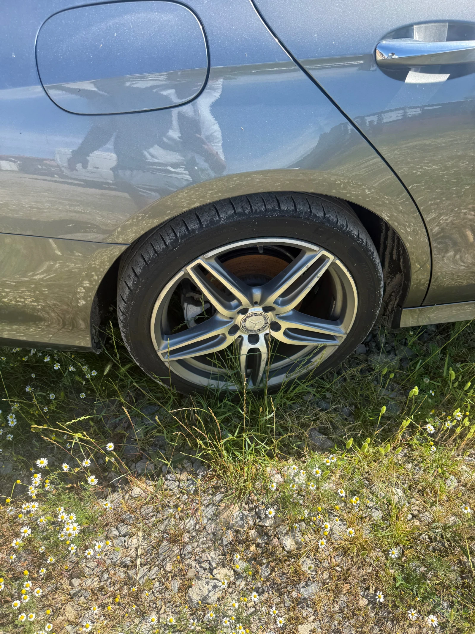 Mercedes-Benz E 300, снимка 3 - Автомобили и джипове - 54792680