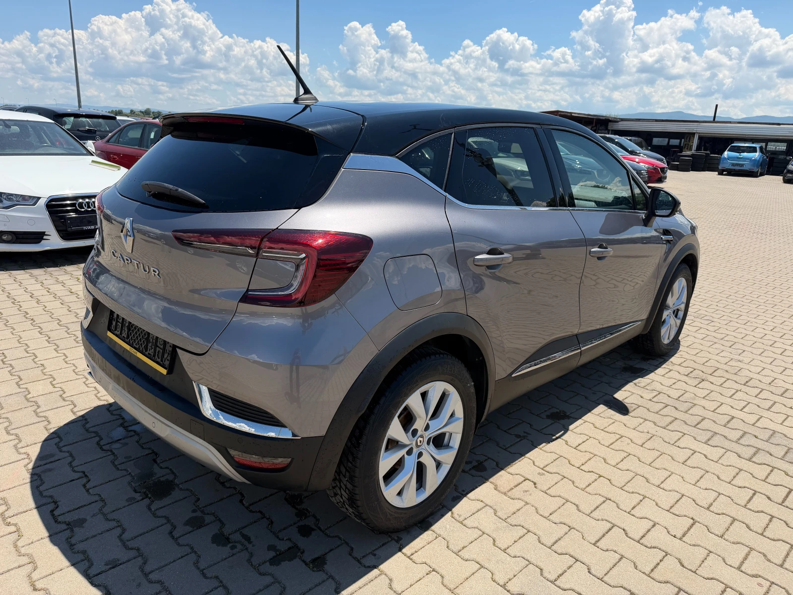 Renault Captur 1.3Tce HYBRID AVTOMAT/KOJA/NAVI EURO 6, снимка 6 - Автомобили и джипове - 54835842