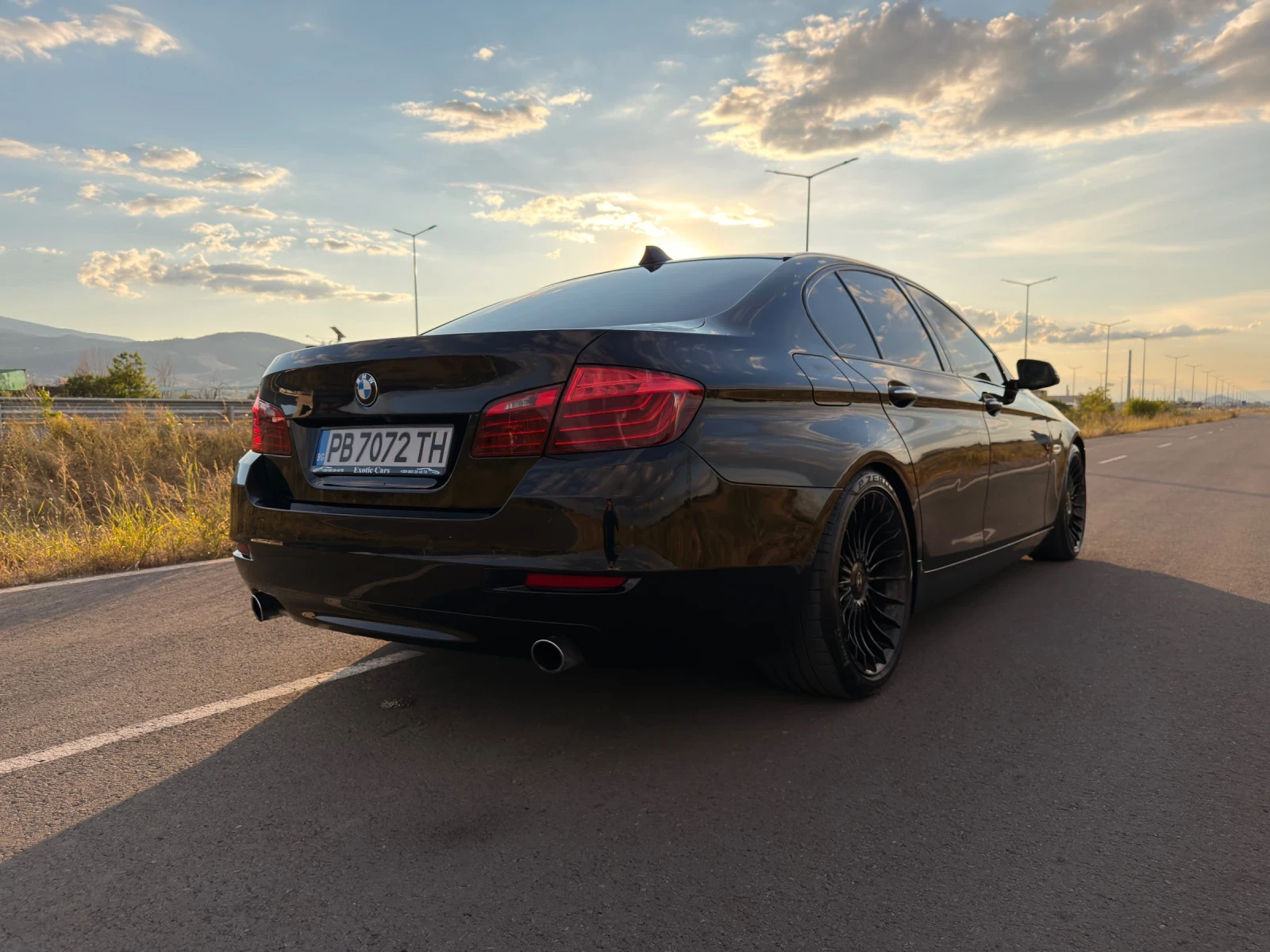 BMW 535 LCI RWD, снимка 6 - Автомобили и джипове - 55417133