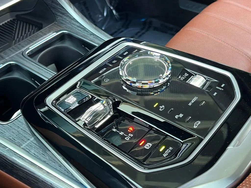 BMW 760 I xDrive, снимка 14 - Автомобили и джипове - 55576957