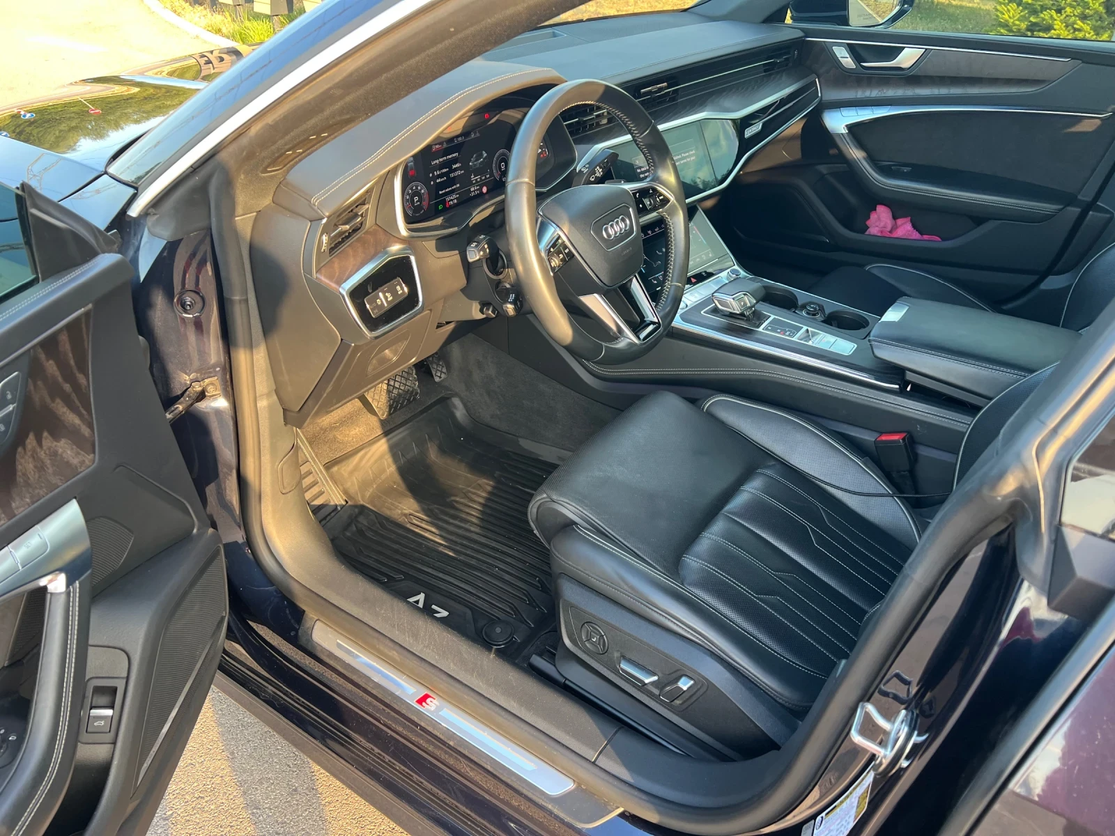 Audi A7 Уникат ! Фул екстри facelift Laser Bang and Olufse, снимка 13 - Автомобили и джипове - 55590231