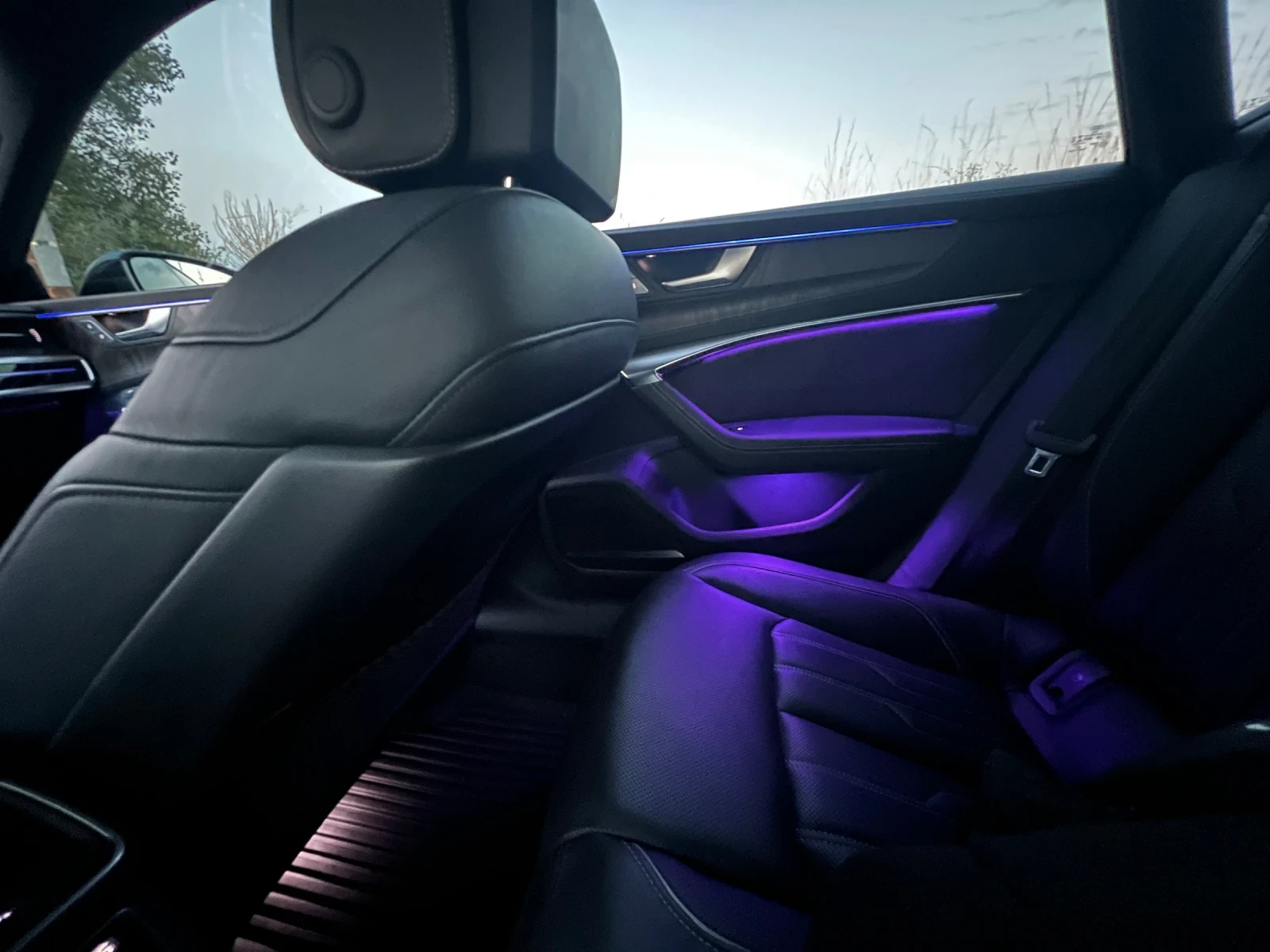 Audi A7 Уникат ! Фул екстри facelift Laser Bang and Olufse, снимка 17 - Автомобили и джипове - 55590231