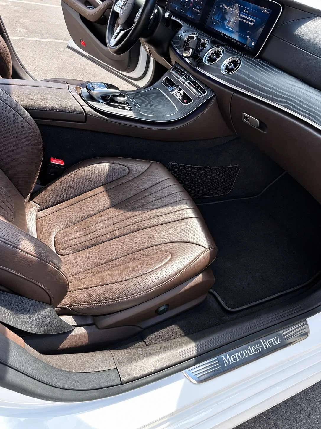 Mercedes-Benz CLS 400 4 matic/Distronic/Multibeam, снимка 11 - Автомобили и джипове - 56074103