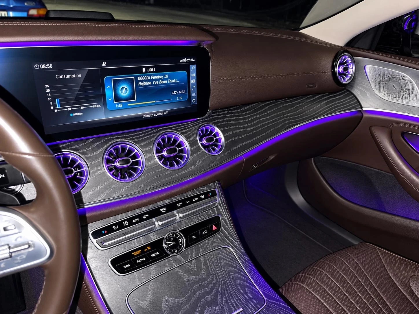 Mercedes-Benz CLS 400 4 matic/Distronic/Multibeam, снимка 5 - Автомобили и джипове - 56074103