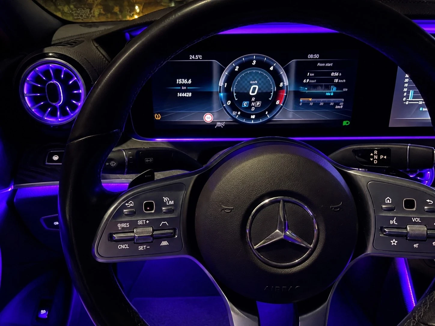 Mercedes-Benz CLS 400 4 matic/Distronic/Multibeam, снимка 6 - Автомобили и джипове - 56074103