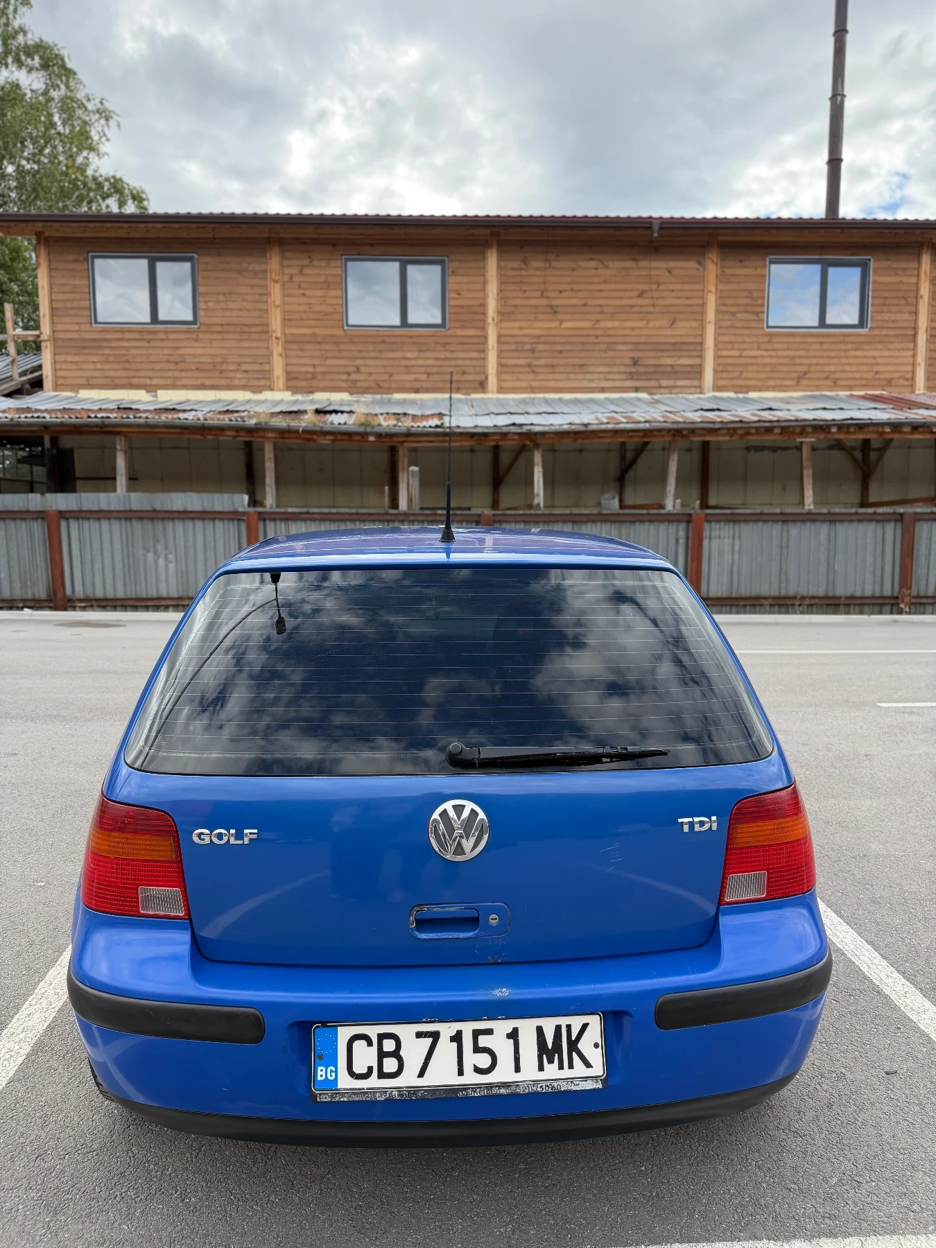 VW Golf, снимка 5 - Автомобили и джипове - 56185356