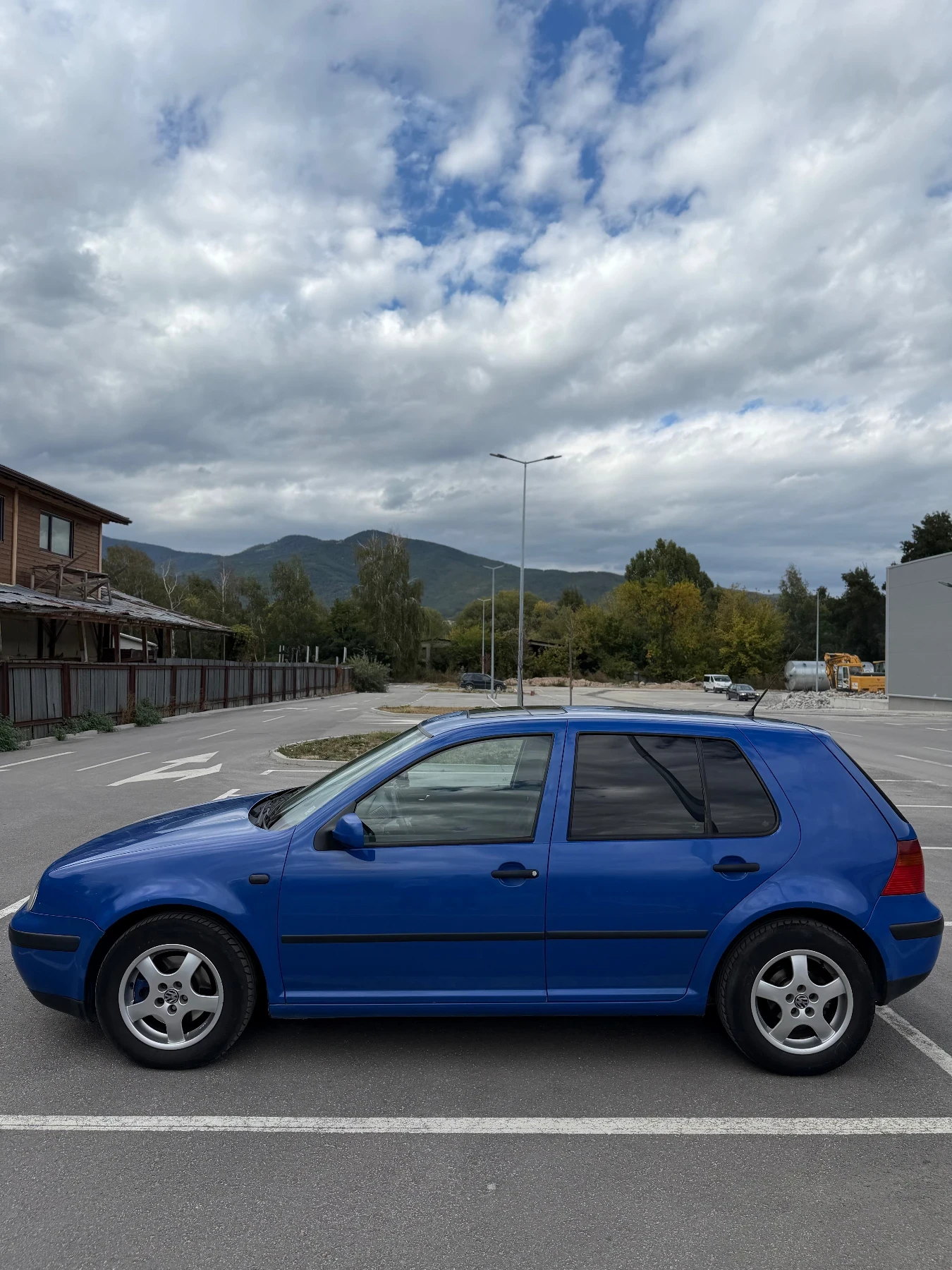 VW Golf, снимка 8 - Автомобили и джипове - 56185356