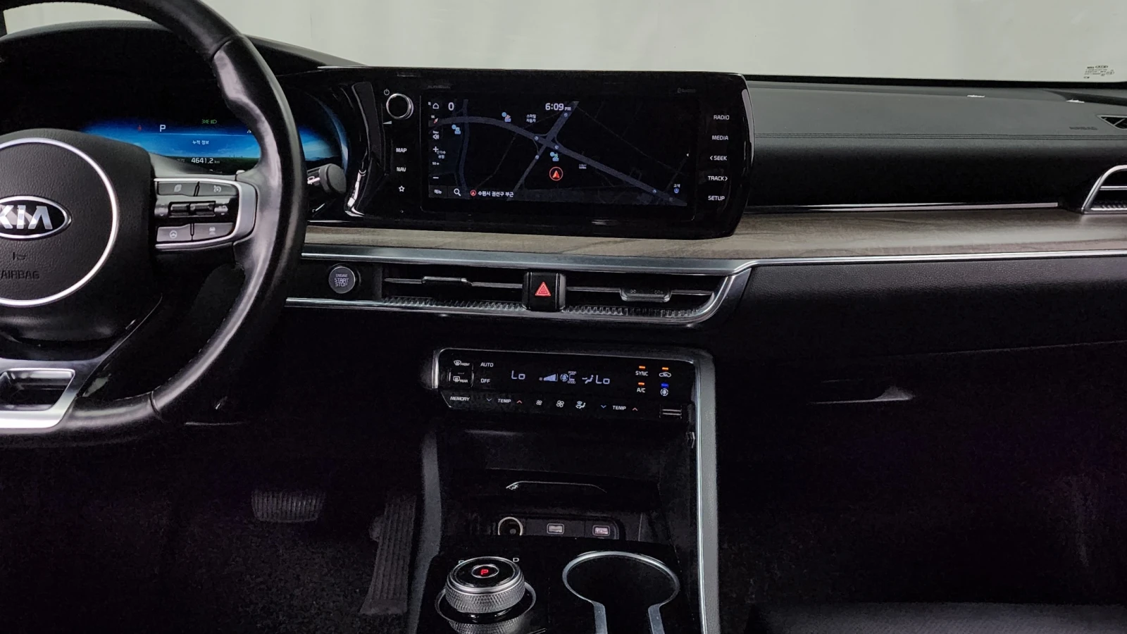 Kia K5 1.6 T-GDI Noblesse | 360  | Drive Wise | Вентилаци, снимка 13 - Автомобили и джипове - 56213692