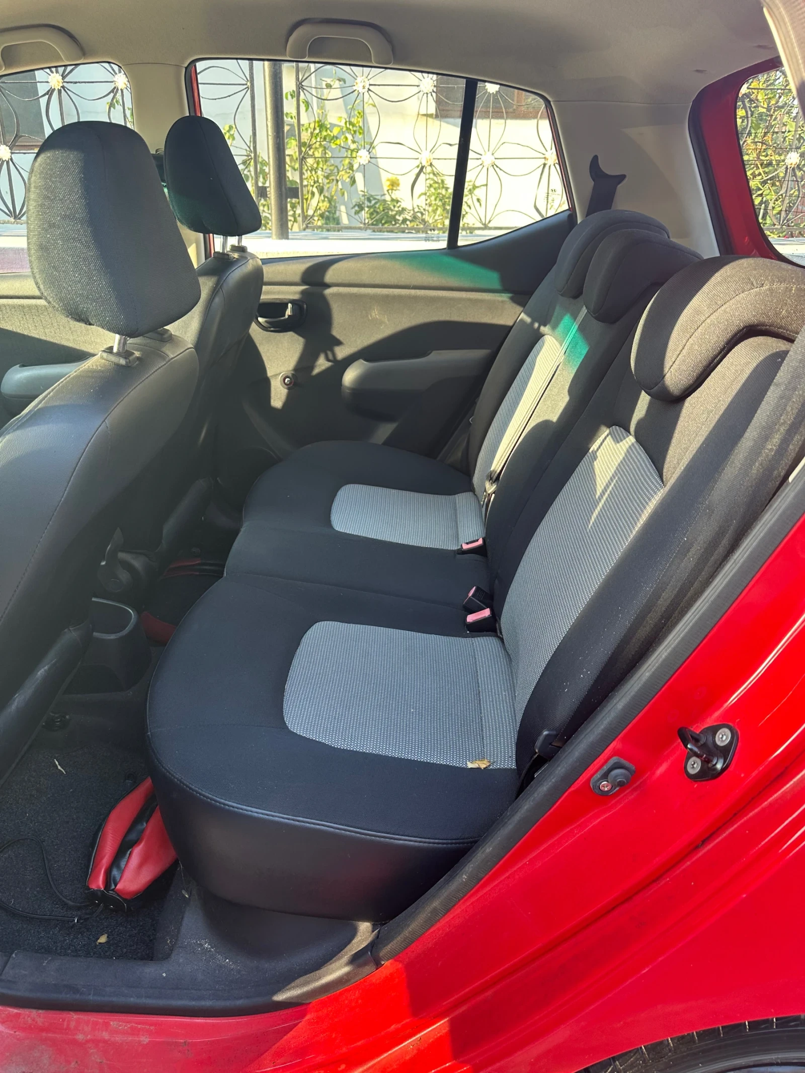 Hyundai I10, снимка 3 - Автомобили и джипове - 56441887