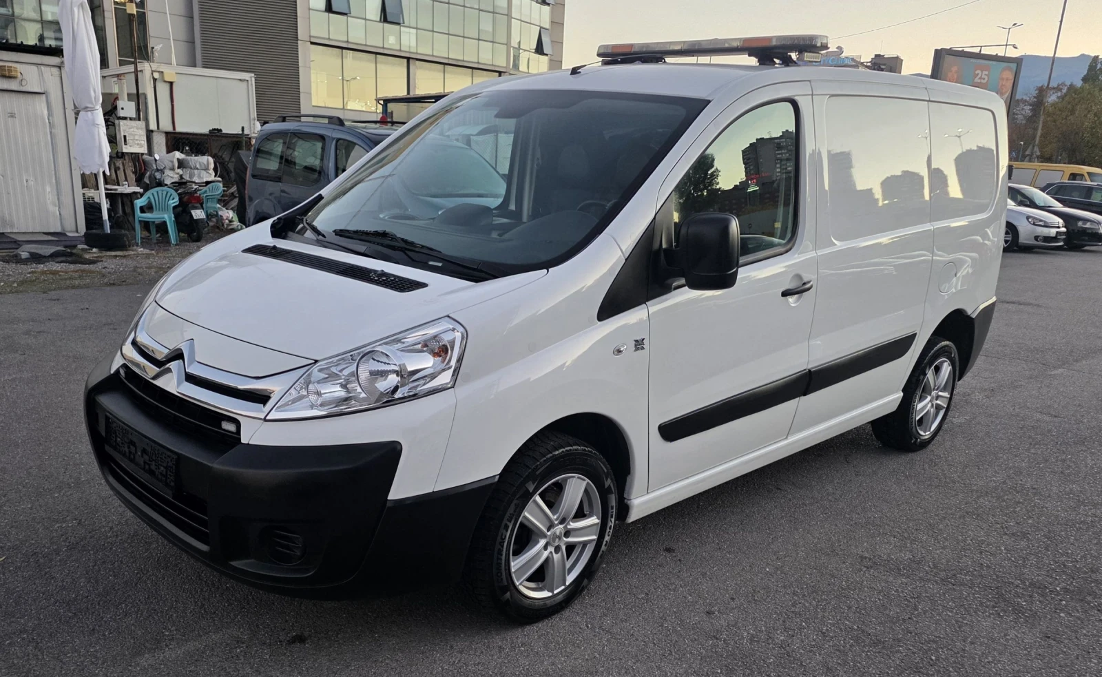 Citroen Jumpy 2.0hdi, 4x4, DANGEL 2бр, снимка 3 - Автомобили и джипове - 56649598