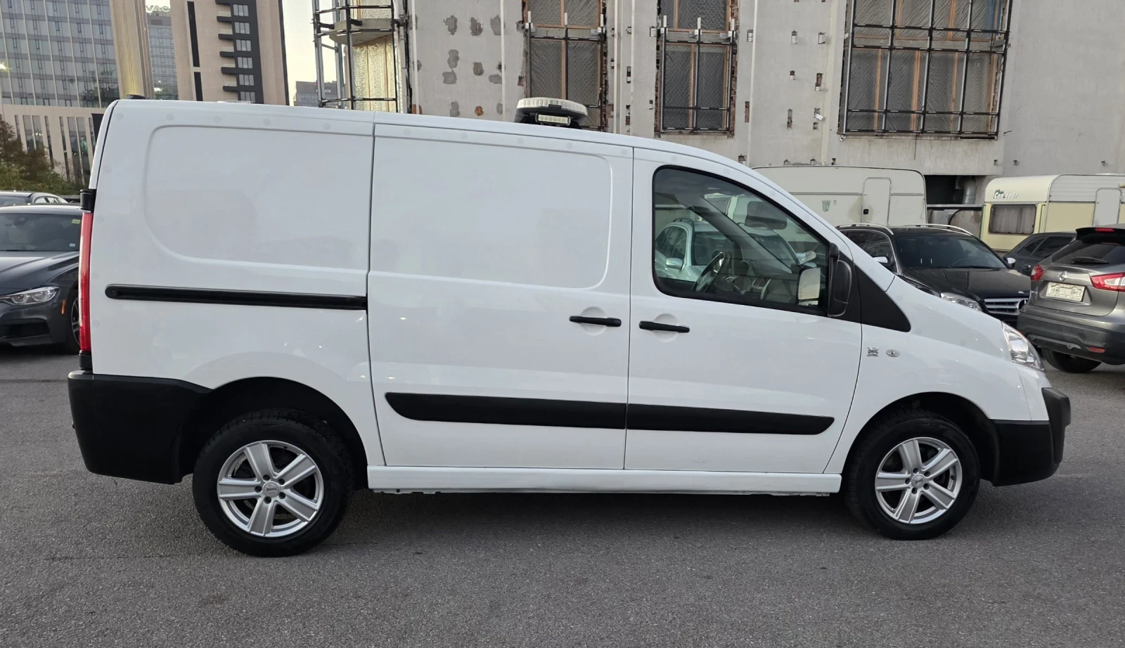 Citroen Jumpy 2.0hdi, 4x4, DANGEL 2бр, снимка 4 - Автомобили и джипове - 56649598