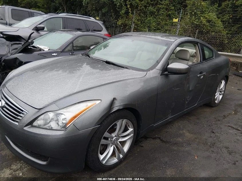 Infiniti G37, снимка 5 - Автомобили и джипове - 56726826
