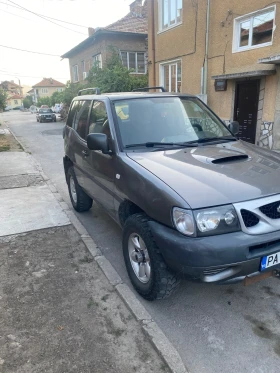 Nissan Terrano 2.7, снимка 1