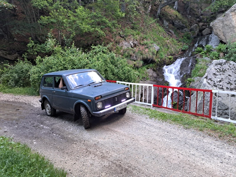 Lada Niva 1.7 Карбуратор, снимка 8 - Автомобили и джипове - 49541550