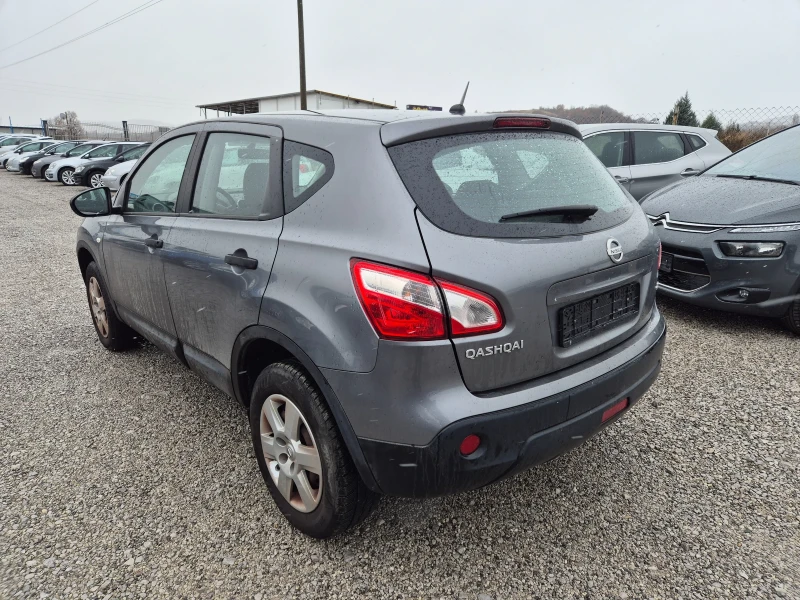 Nissan Qashqai 1.5 dci, снимка 4 - Автомобили и джипове - 48452181