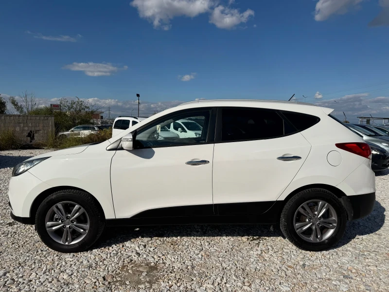 Hyundai IX35 1.7 CRDi XPOSSIBLE / KOJA / PODGREV / PARKTRONIC , снимка 4 - Автомобили и джипове - 52011516