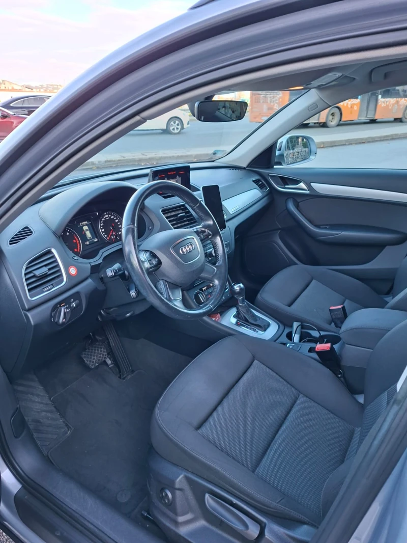Audi Q3, снимка 6 - Автомобили и джипове - 52664500