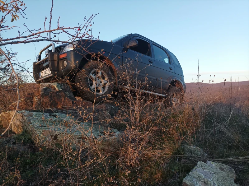 Daihatsu Terios, снимка 6 - Автомобили и джипове - 52856043