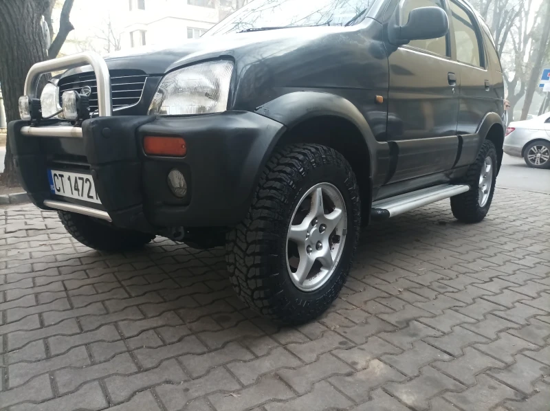 Daihatsu Terios, снимка 12 - Автомобили и джипове - 52856043