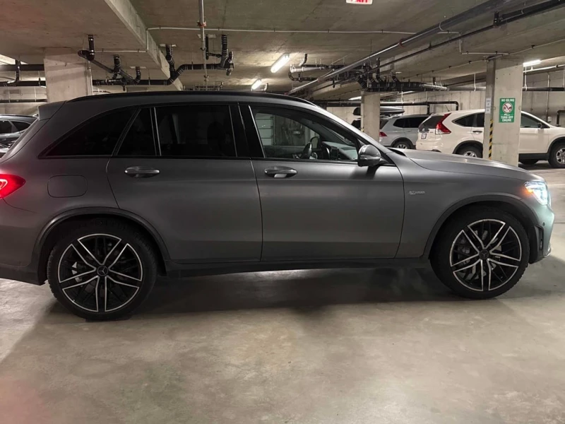 Mercedes-Benz GLC 43 AMG * CARFAX * КОМПЛЕКТ ГУМИ* ПАНОРАМА * ПОДГРЕВ, снимка 4 - Автомобили и джипове - 53225579