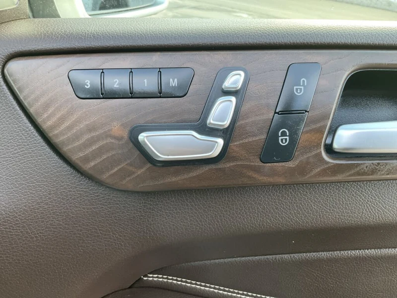 Mercedes-Benz GLE 400 4MATIC* АвтоКредит* (ЦЕНА ДО БГ), снимка 17 - Автомобили и джипове - 53404119