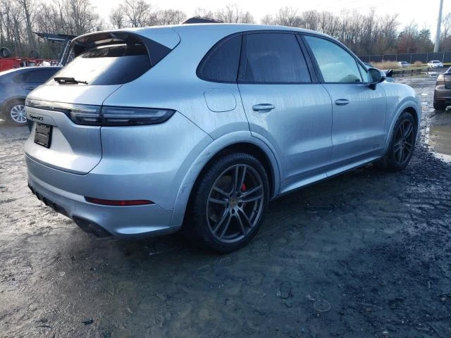 Porsche Cayenne GTS , снимка 3 - Автомобили и джипове - 48569493