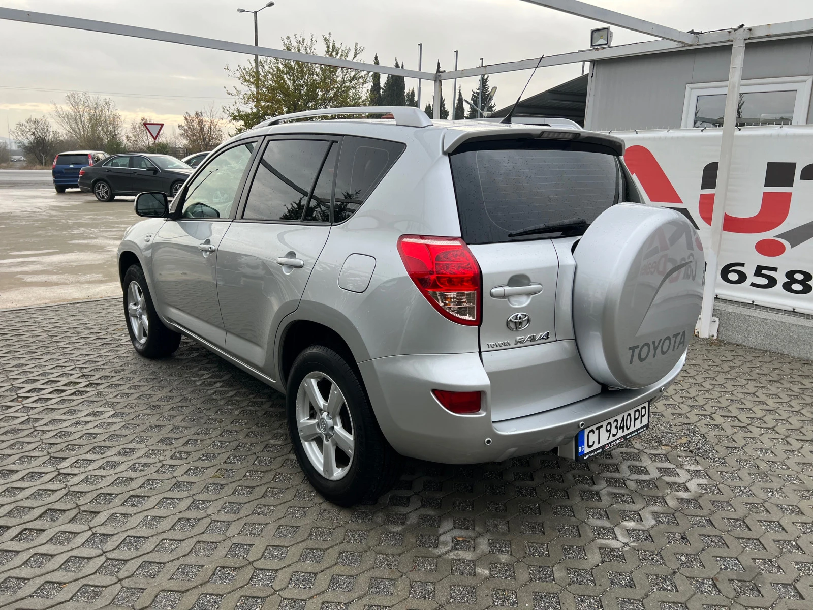 Toyota Rav4 2.2D4d-136кс= 4х4= 6СКОРОСТИ= 173хил.км= ПАРКТРОНИ - изображение 5