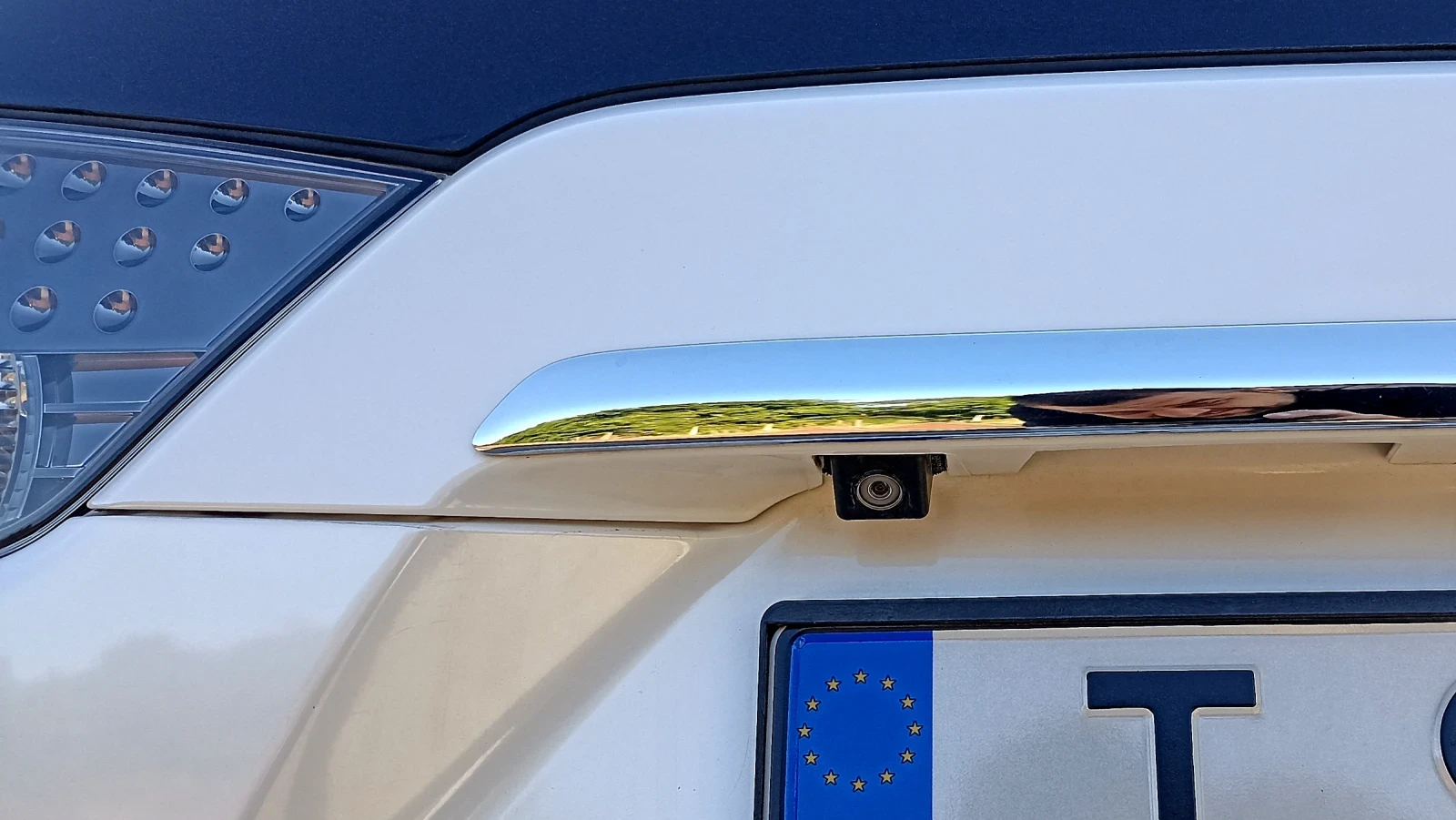 Mitsubishi Outlander 2.0 / | Mobile.bg   11