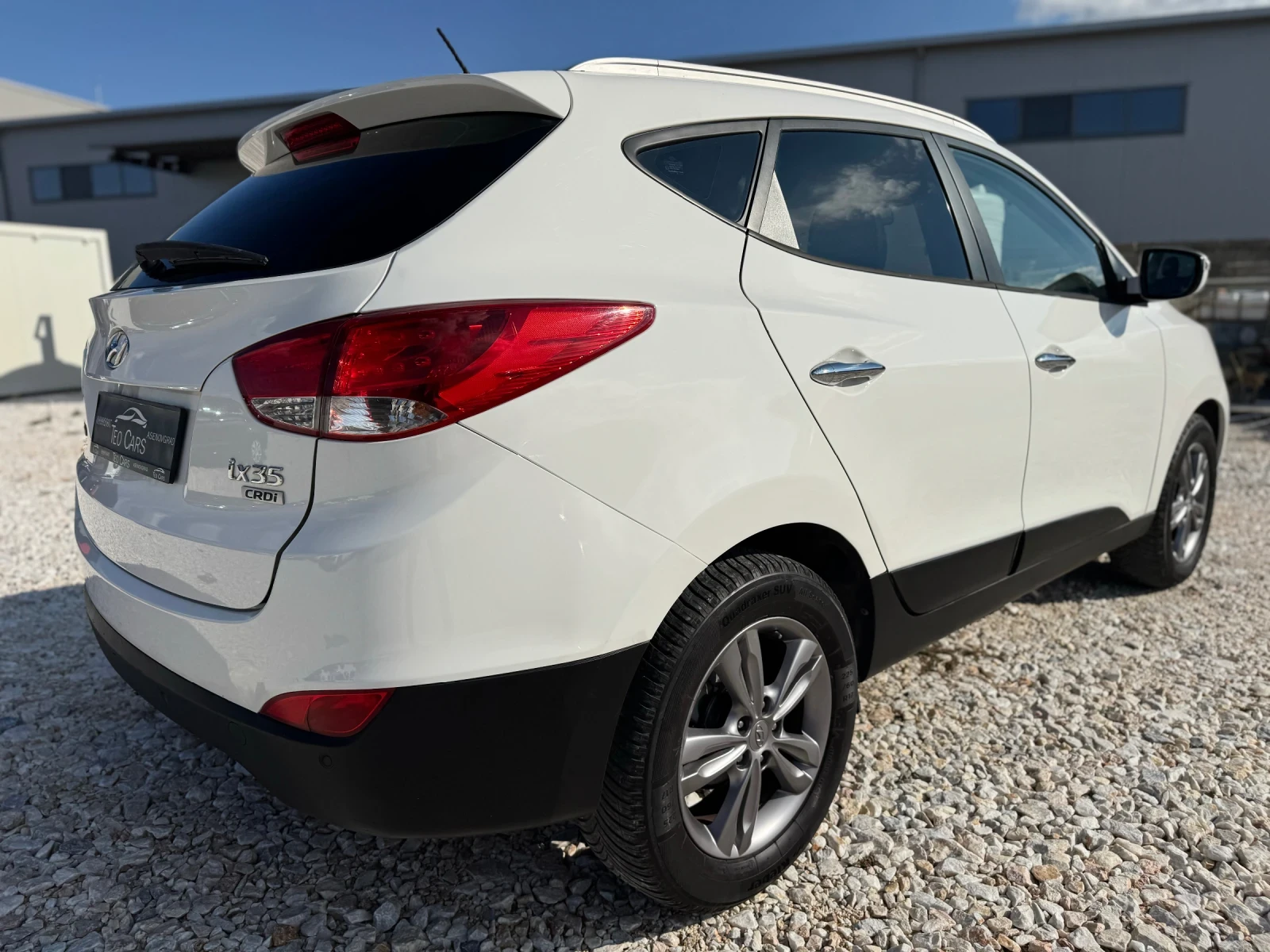 Hyundai IX35 1.7 CRDi XPOSSIBLE / KOJA / PODGREV / PARKTRONIC  - изображение 8