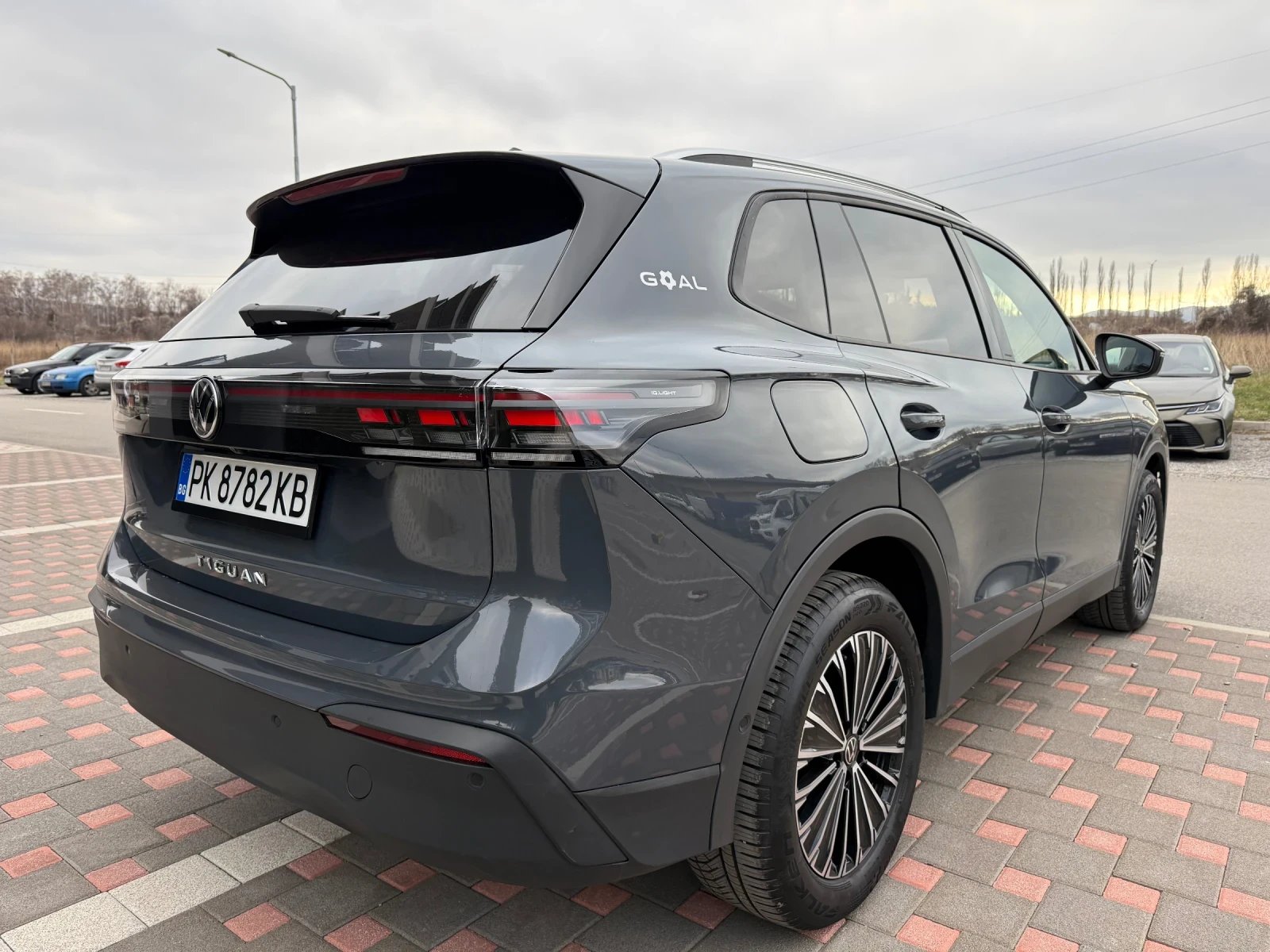 VW Tiguan 150hp* IQ DRIVE* DSG* LED* ACC* 360* VIRTUAL | Mobile.bg � ����������� 7