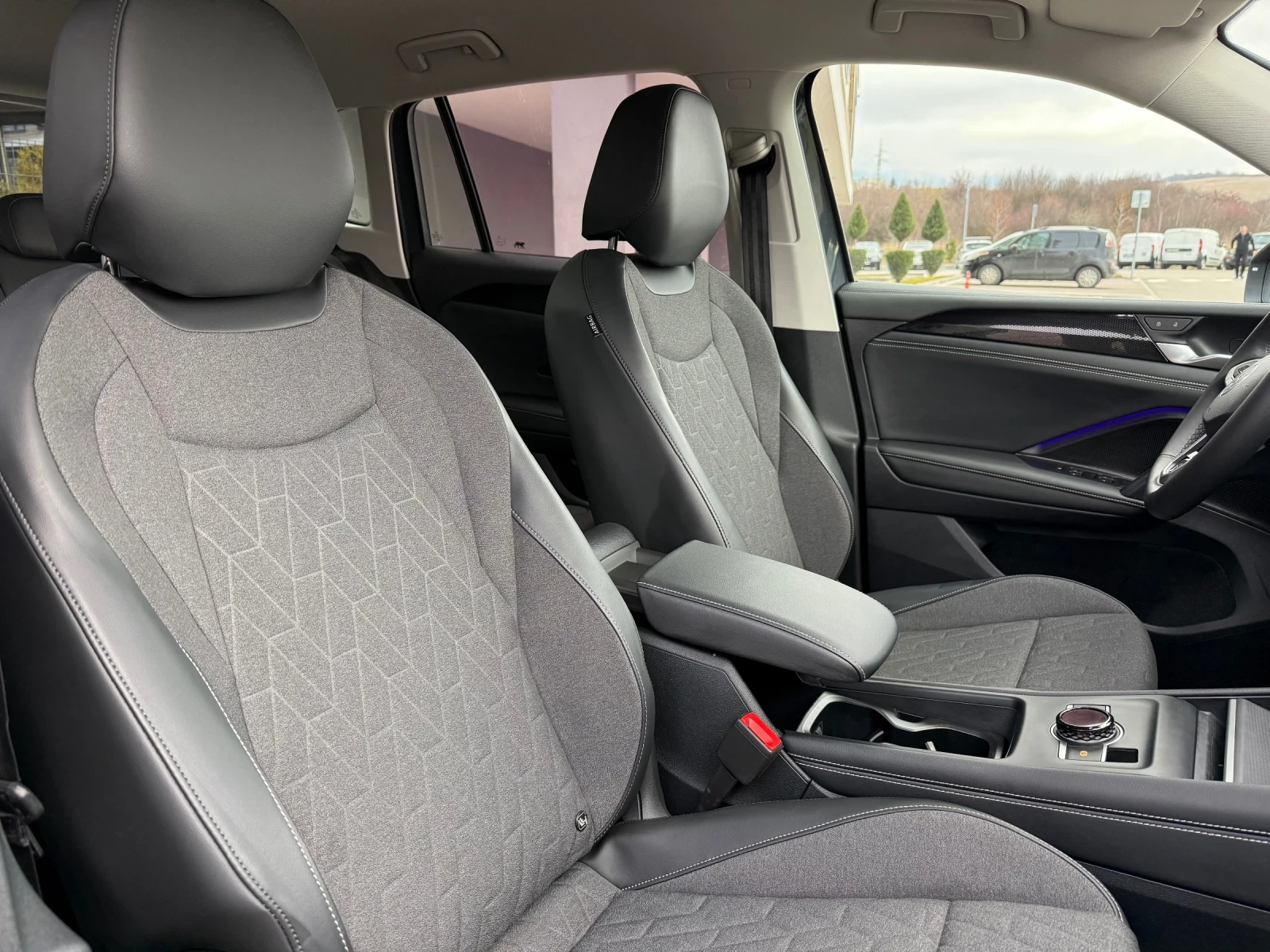 VW Tiguan 150hp* IQ DRIVE* DSG* LED* ACC* 360* VIRTUAL | Mobile.bg � ����������� 12