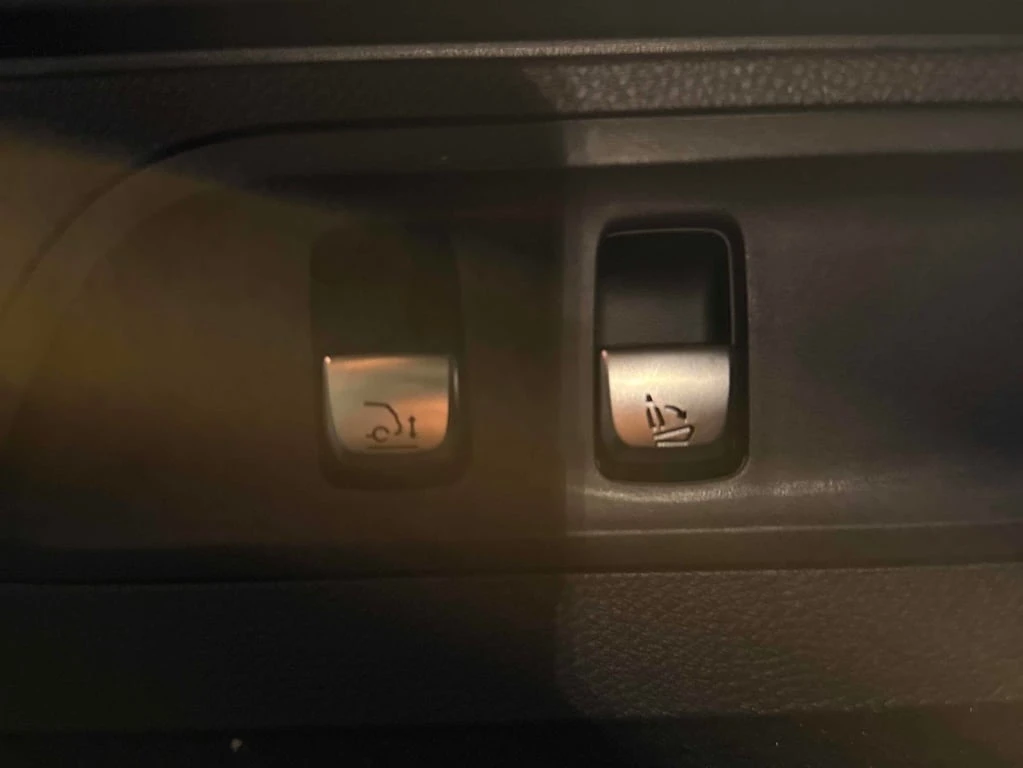 Mercedes-Benz GLC 43 AMG * CARFAX * �������� ����* �������� * ������� | Mobile.bg � ����������� 16