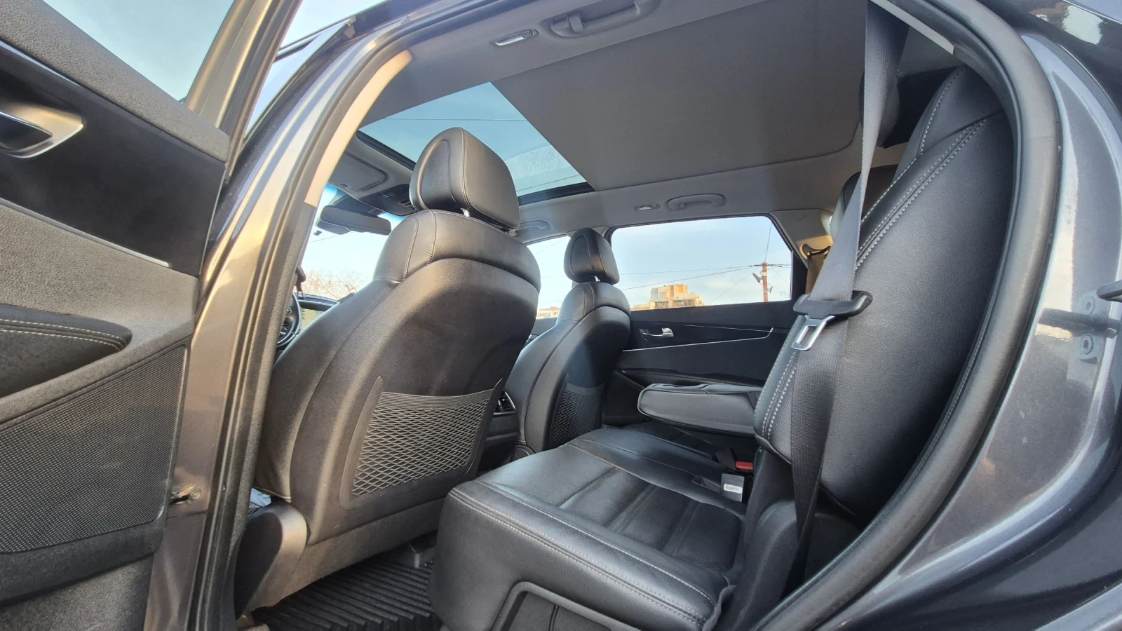 Kia Sorento 2.0CRDI FULL REBEl 125хил.100%ЛИЗИНГ ВИДЕО , снимка 8 - Автомобили и джипове - 53879946