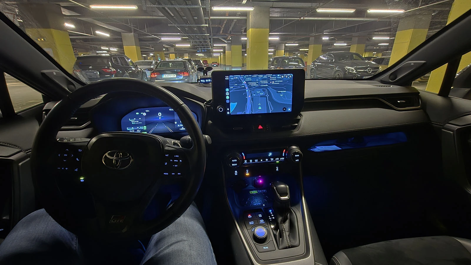 Toyota Rav4 GR Sport / Bi tone, снимка 11 - Автомобили и джипове - 54008574