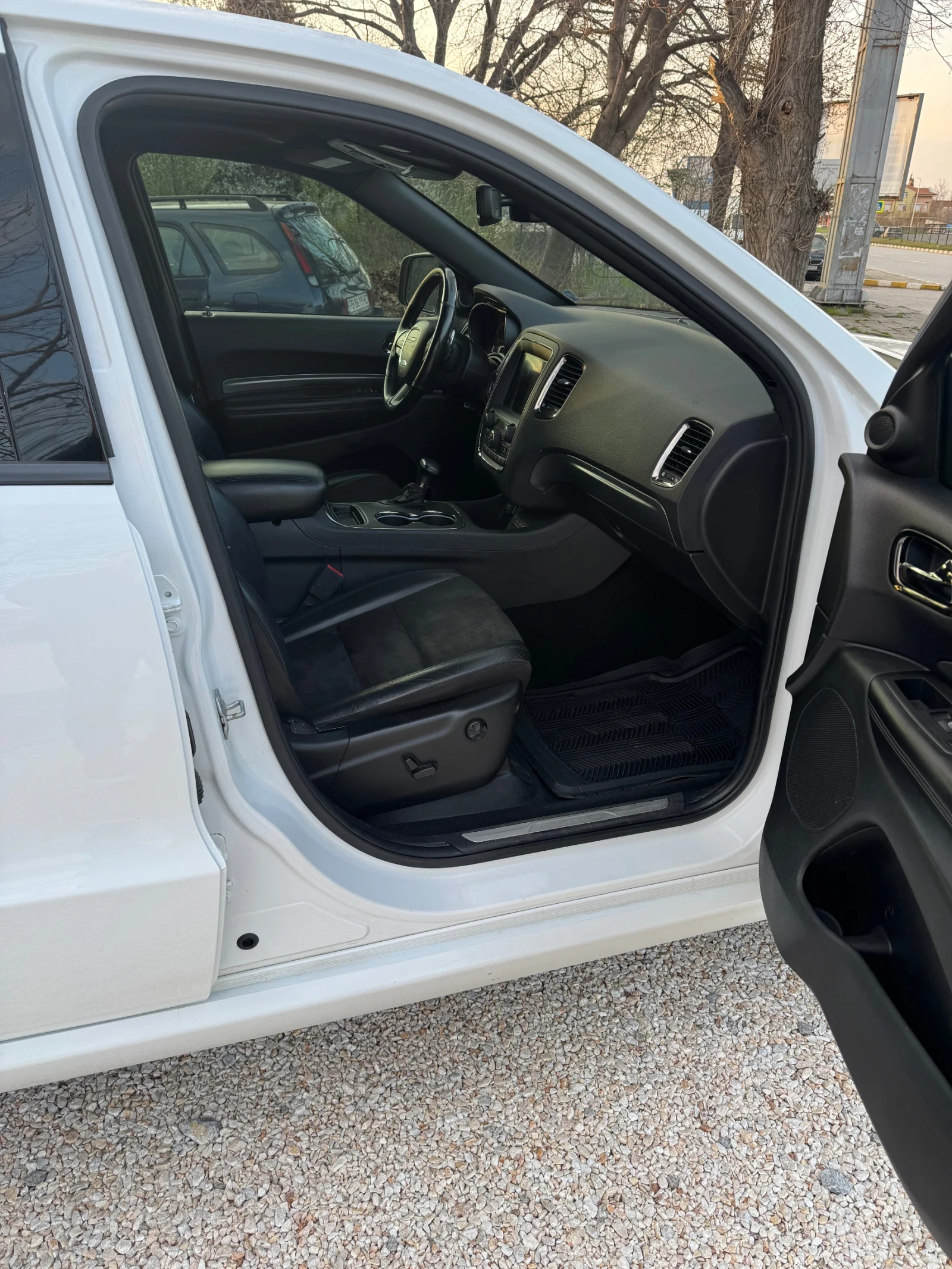 Dodge Durango 3, 6 Мотор, снимка 13 - Автомобили и джипове - 54013443