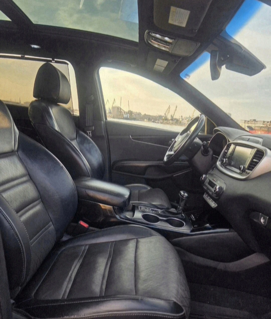 Kia Sorento  SXL* Промо* 4х4* Панорама* Distronic* , снимка 14 - Автомобили и джипове - 54388495