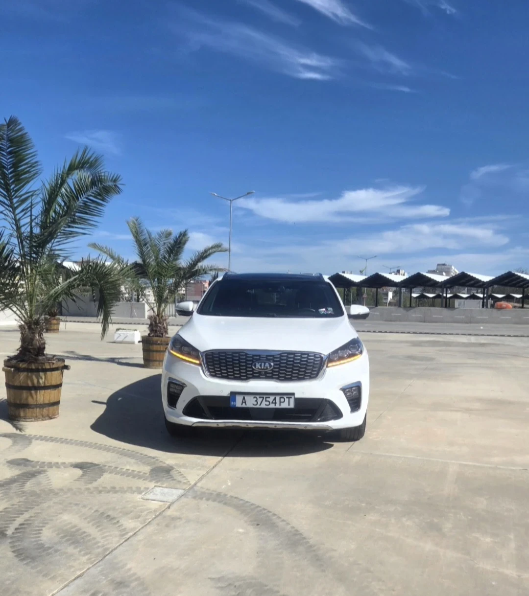 Kia Sorento  SXL* Промо* 4х4* Панорама* Distronic* , снимка 11 - Автомобили и джипове - 54388495