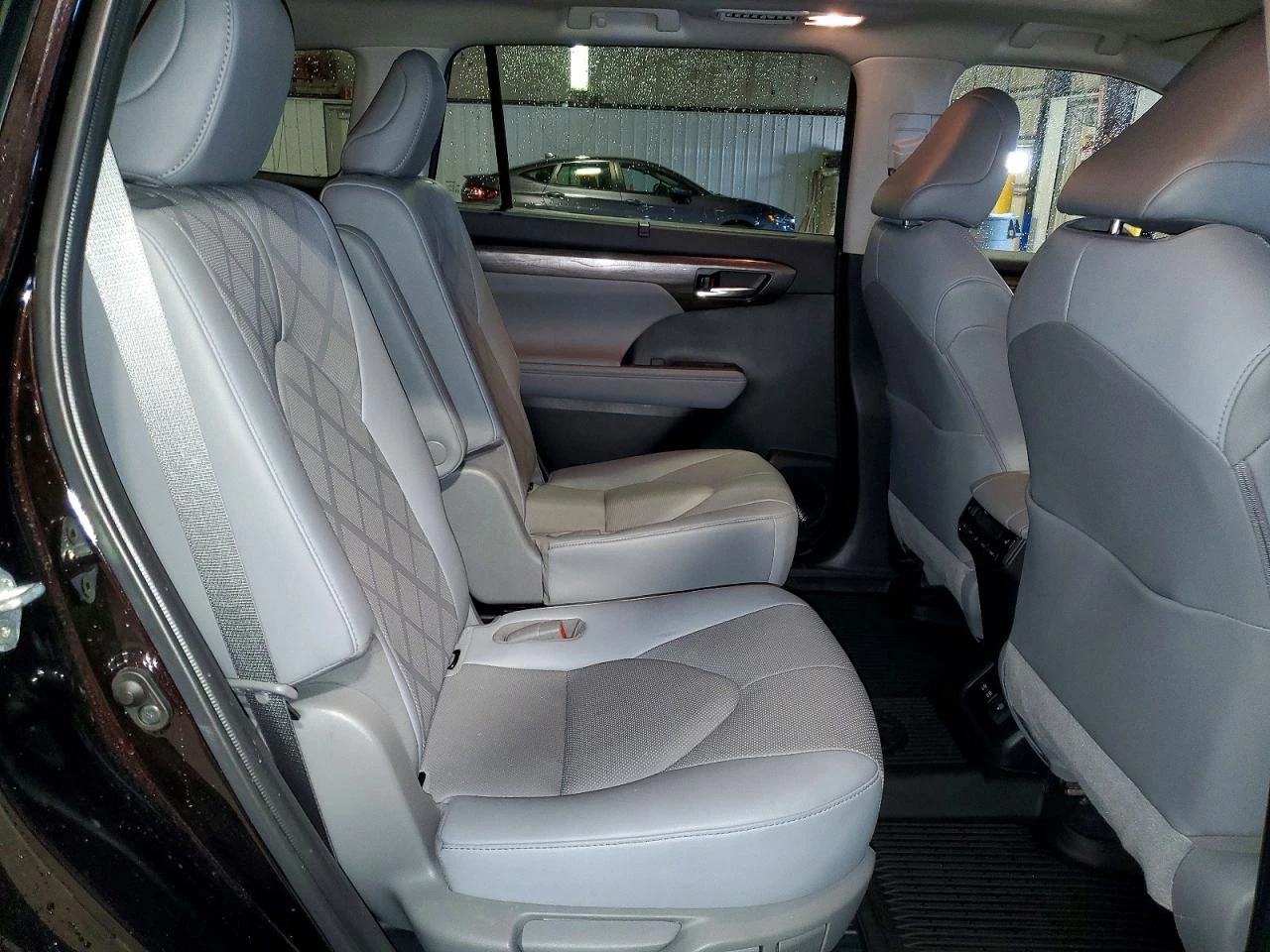 Toyota Highlander 3.5l Platinum, снимка 11 - Автомобили и джипове - 54519468