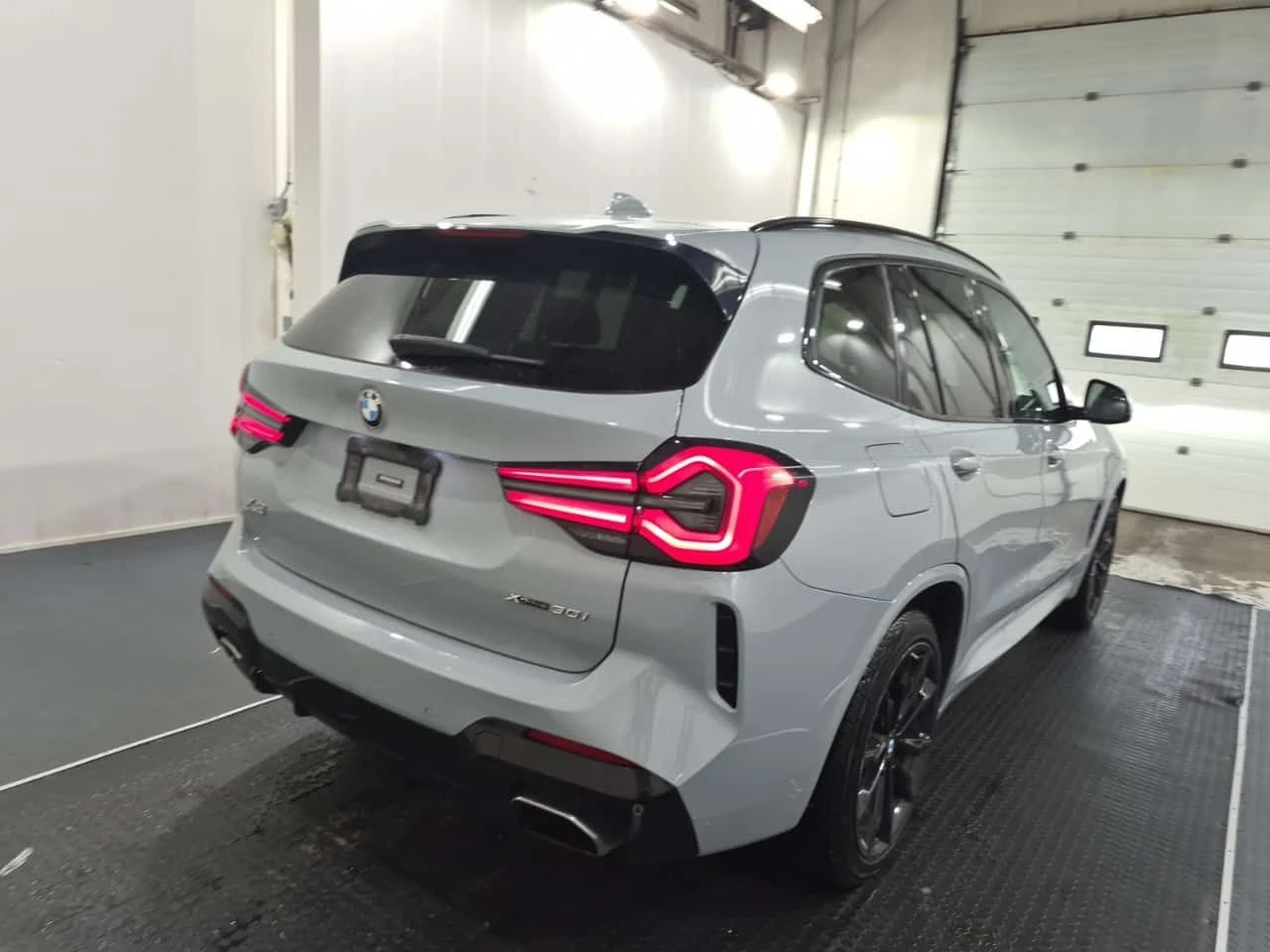 BMW X3 XDRIVE30I  CARFAX, снимка 3 - Автомобили и джипове - 55012670