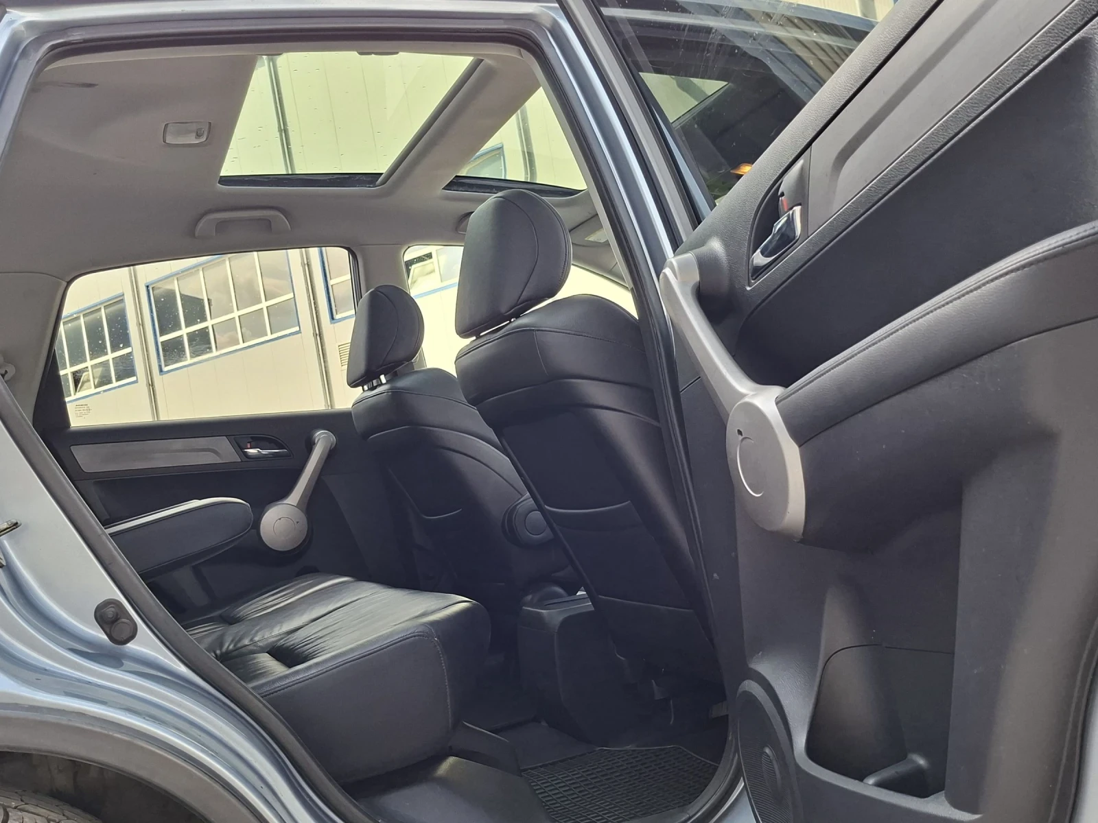 Honda Cr-v Executive+ , снимка 13 - Автомобили и джипове - 55282541