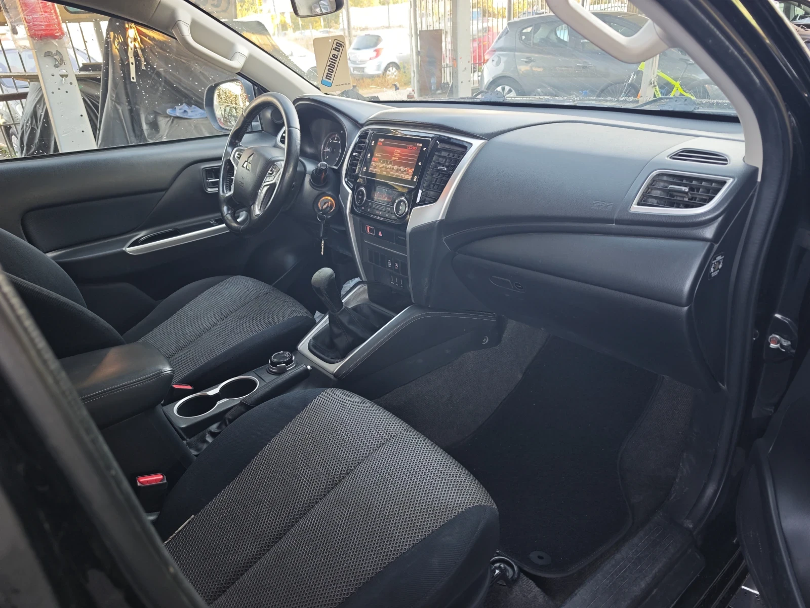 Mitsubishi L200 INTENCE 4WD 2.3 150CV, снимка 9 - Автомобили и джипове - 55992876